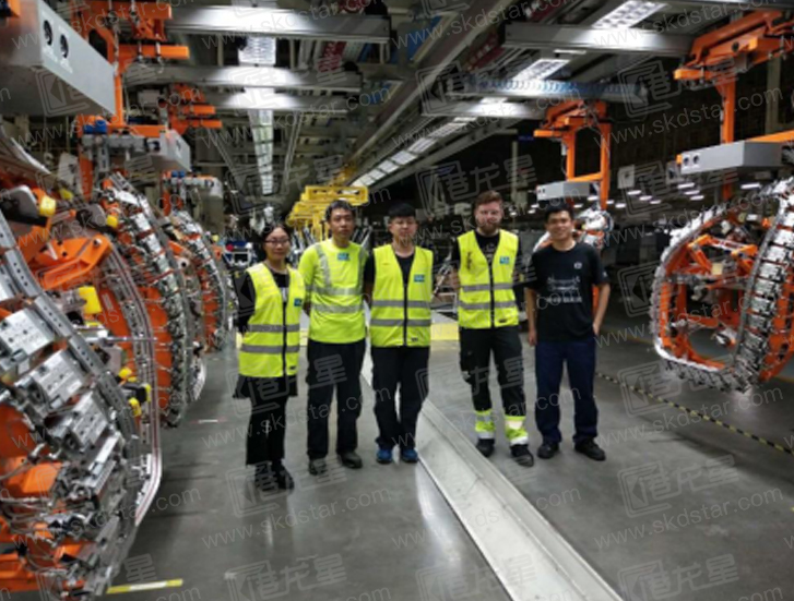 配合海外設備生產企業實施現場安裝及調試